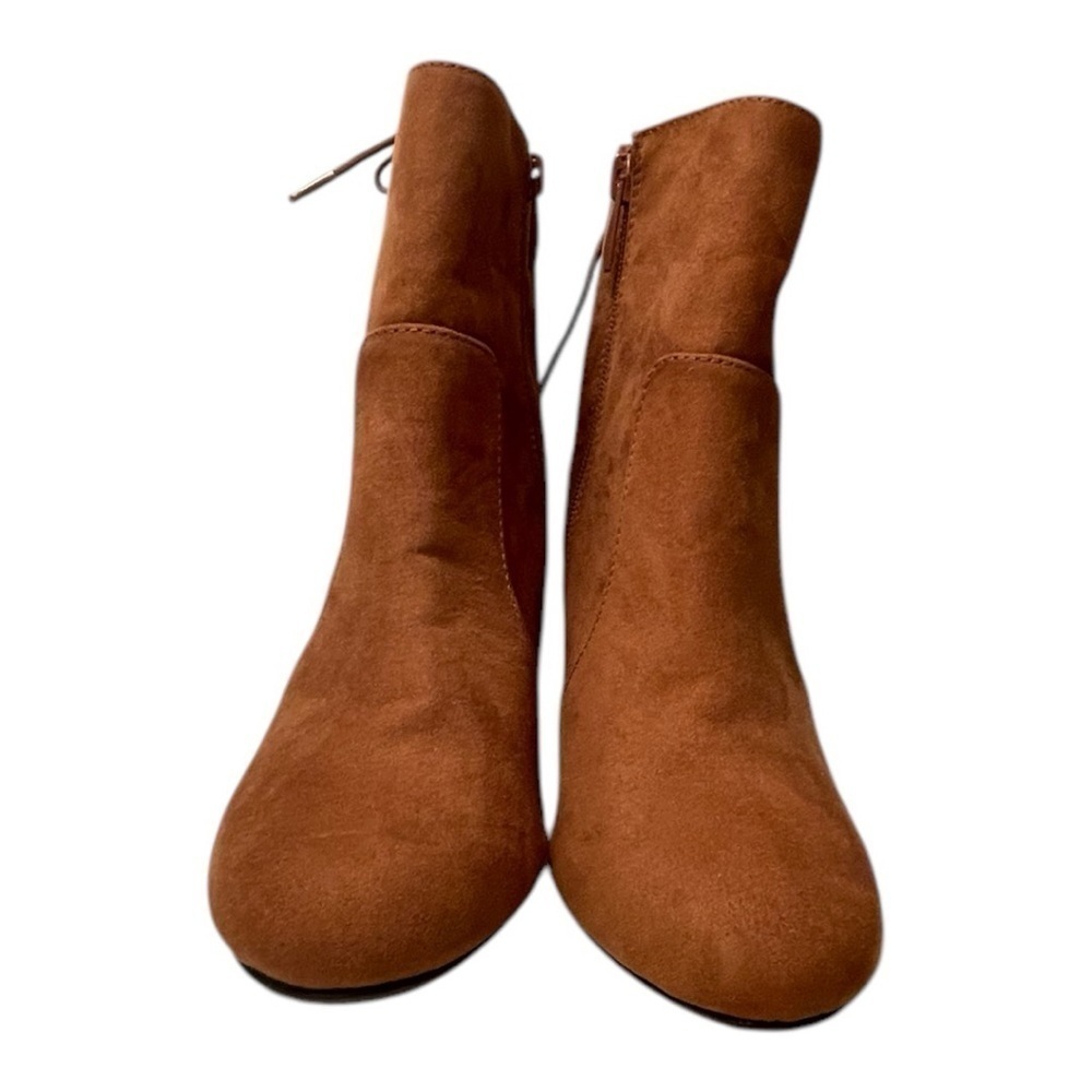 LC by Laundry women’s brown booties size 6M, lace up back zippered side